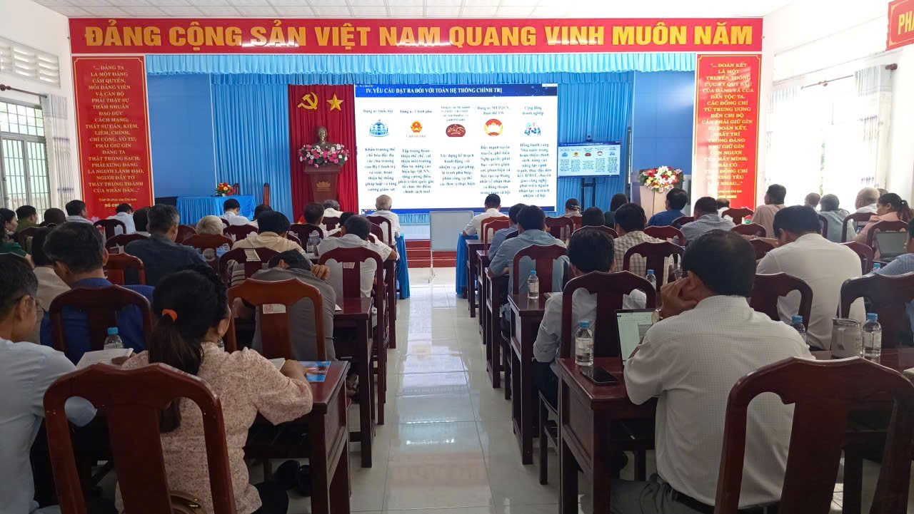 Tam Ngãi tham dự Hội nghị trực tuyến toàn quốc nghiên cứu, học tập, quán triệt và triển khai thực hiện Nghị quyết số 10-NQ/TW của Bộ Chính trị